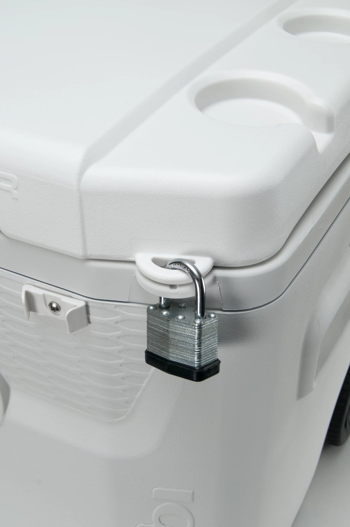 Igloo 52 QT 5-Day Marine Ice Chest Cooler with Wheels, White