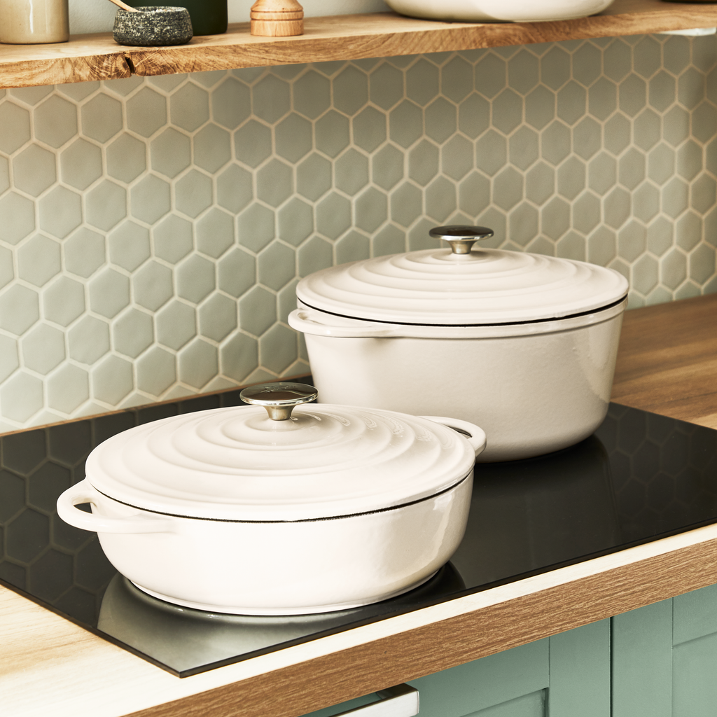Tefal LOV Induction Cast Iron Beige Shallowpot 28cm/3.8L + Lid