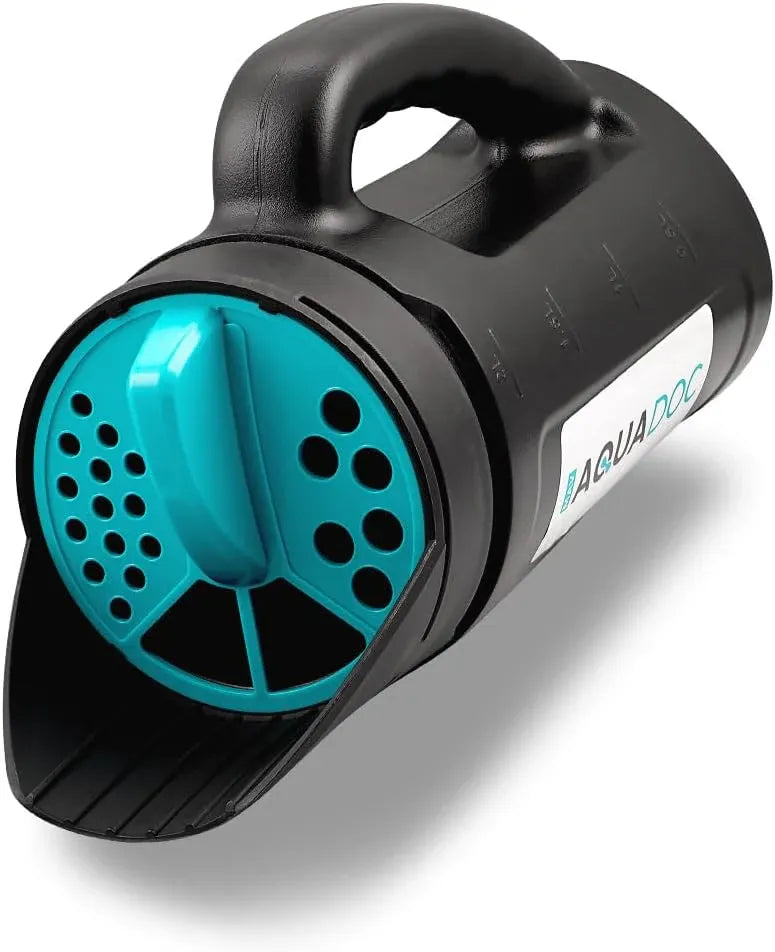 Handheld Seed Spreader for Lawns, Fertilizer, Snow Salt - Multi-use Hand Spreaders for Lawns, Spa & Pool Chemicals with Multiple Size Openings - 2.5L Capacity