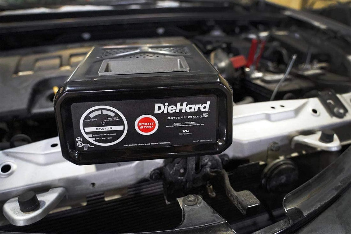 DieHard Automatic 12 V 10 amps Battery Charger