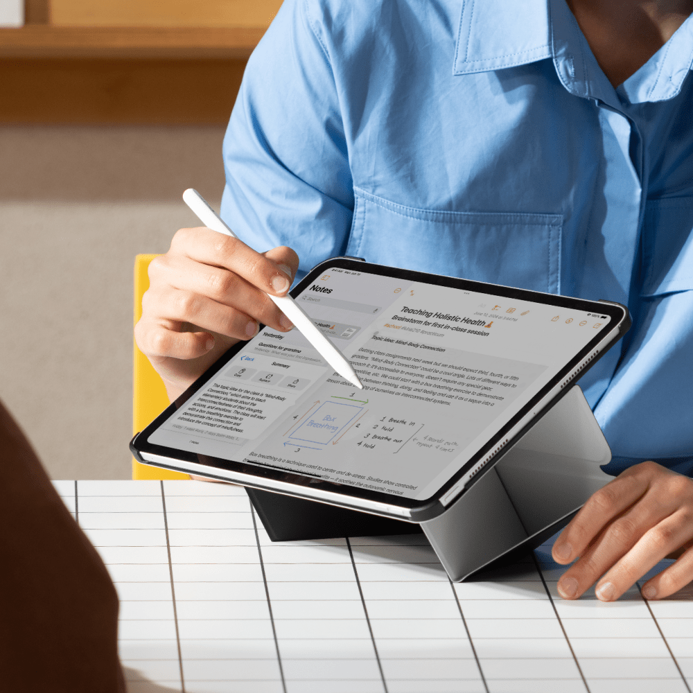 Dynamic Folio Case