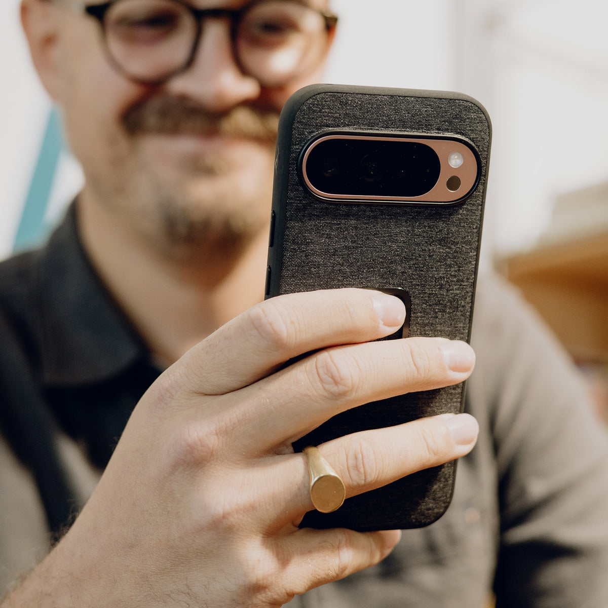 Everyday Case for Pixel 9 Pro | Everyday Case Loop | Charcoal | Nylon