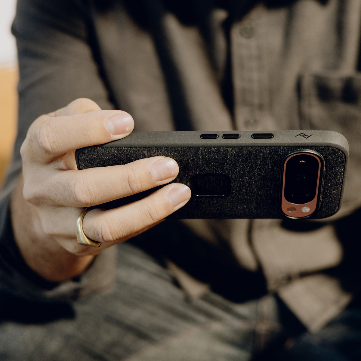 Everyday Case for Pixel 9 Pro | Everyday Case Loop | Charcoal | Nylon