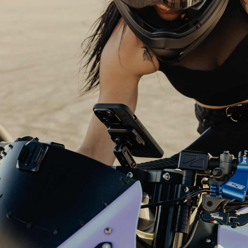 Motorcycle Stem Mount | Charging Qi2